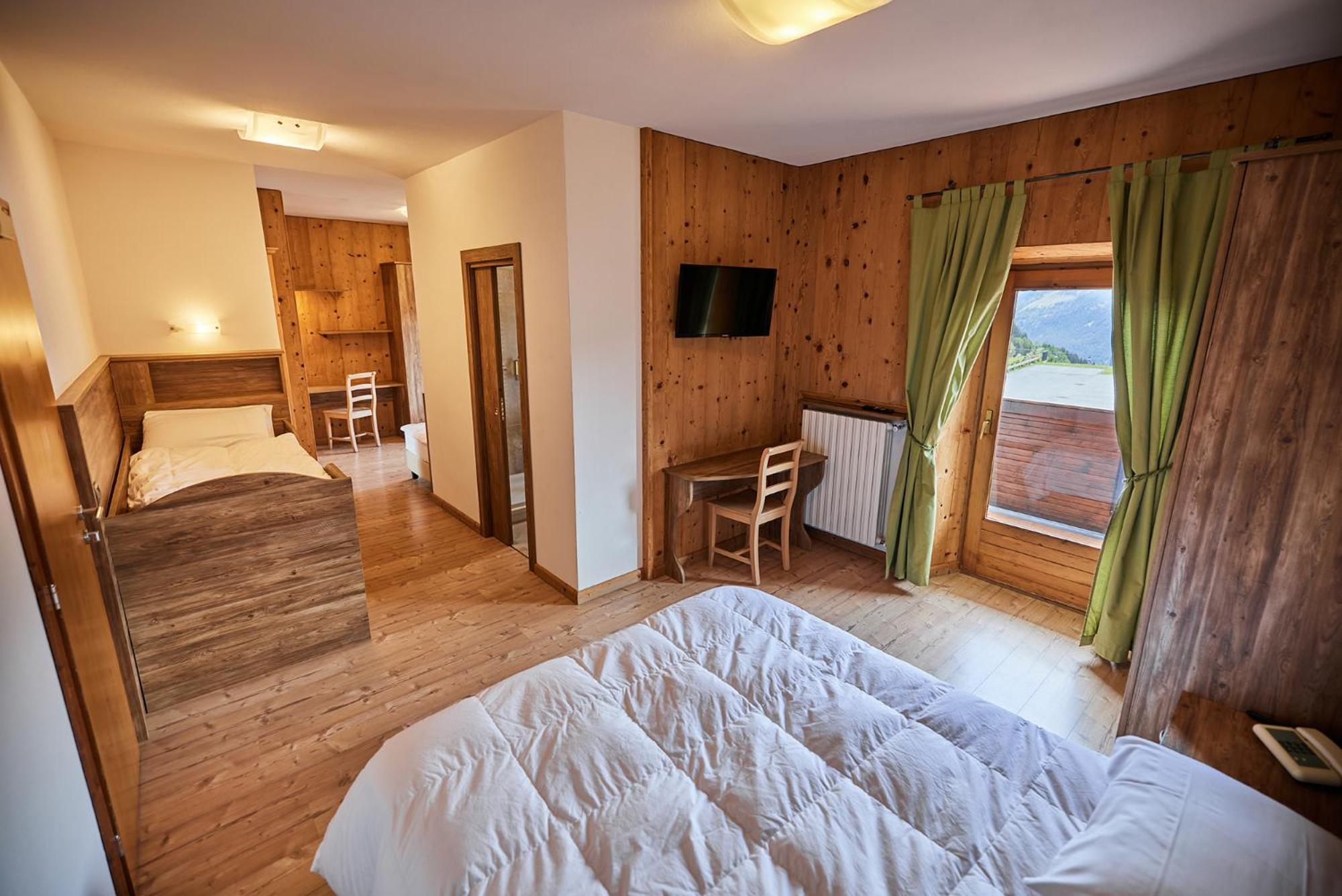 Hotel Vallechiara Bormio Esterno foto