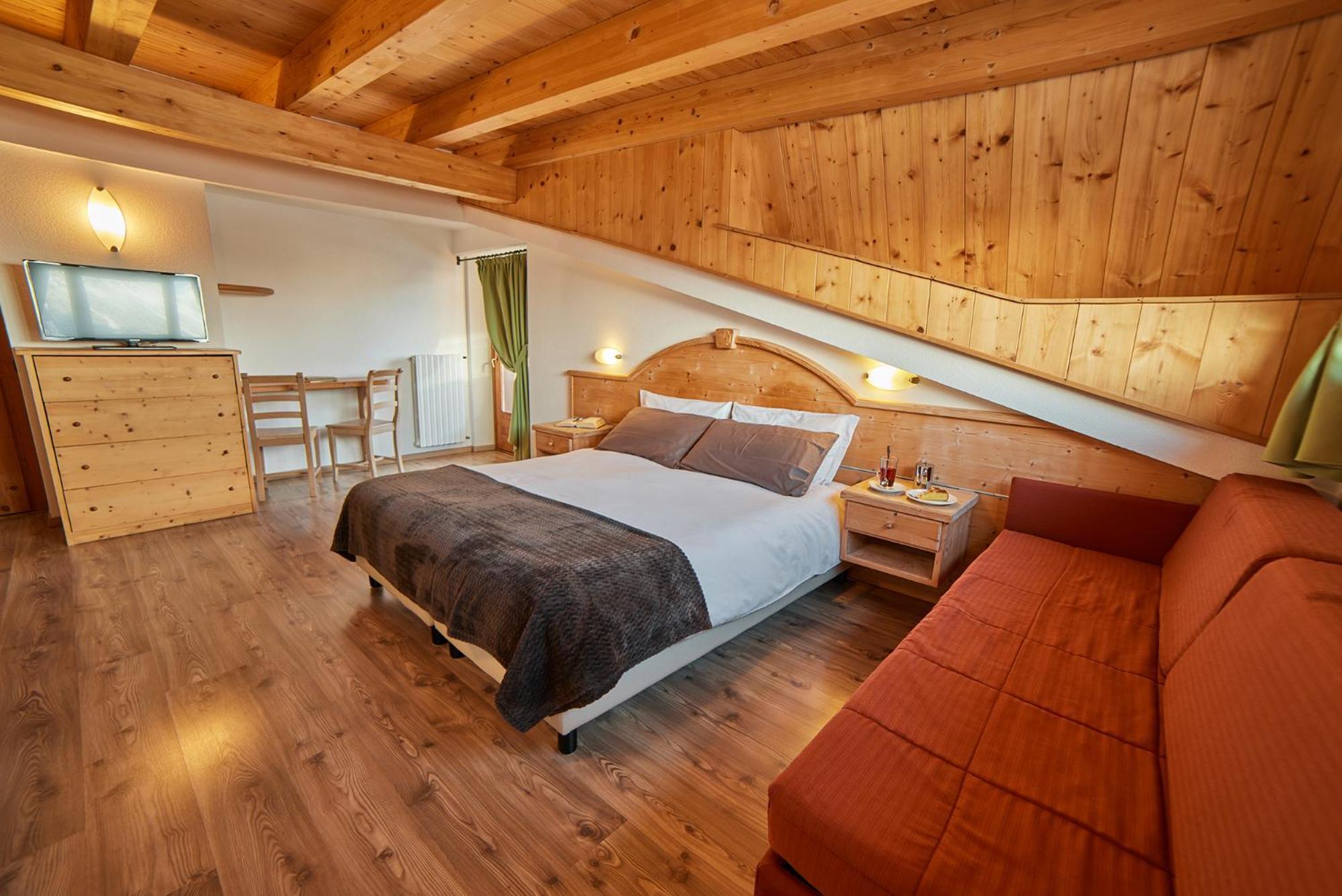 Hotel Vallechiara Bormio Esterno foto