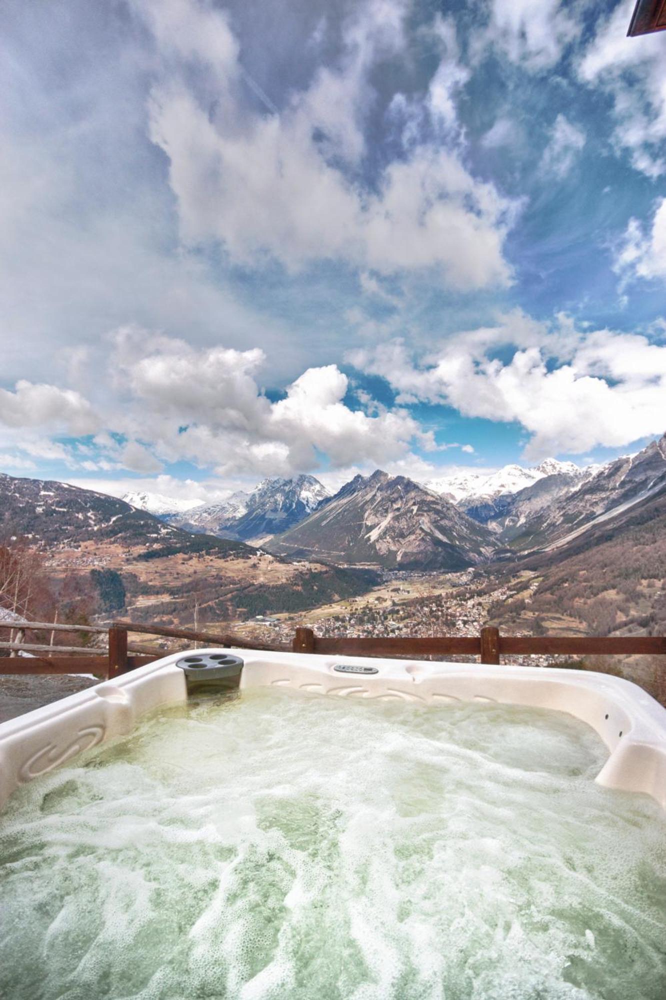 Hotel Vallechiara Bormio Esterno foto